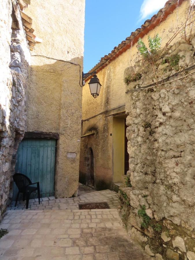 Auberge De Calendal Aiglun (Alpes-Maritimes) Exterior foto